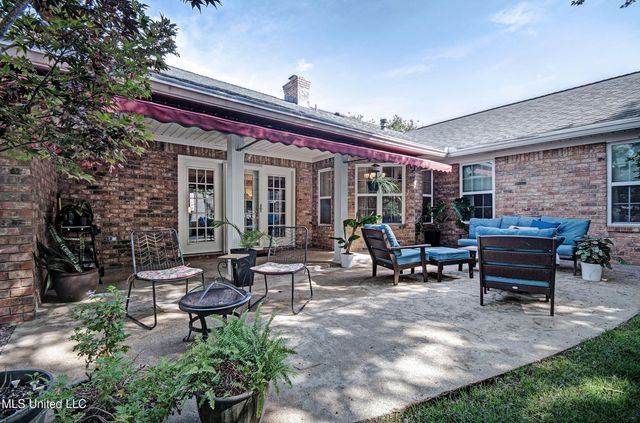 320 Woodhollow Cove, Brandon, MS 39047
