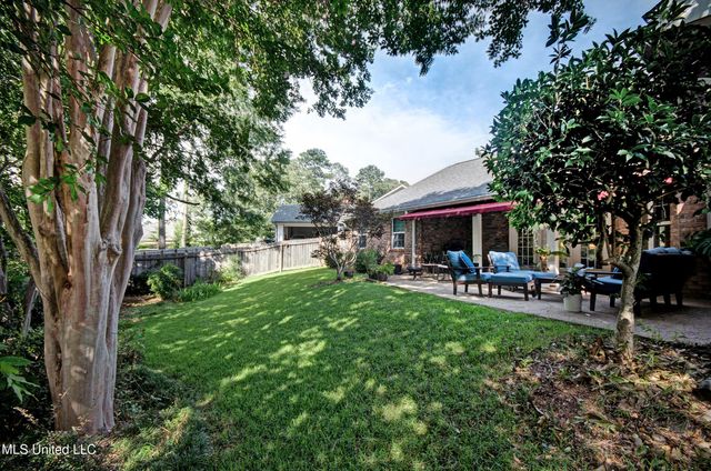 320 Woodhollow Cove, Brandon, MS 39047