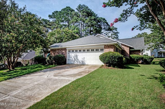 320 Woodhollow Cove, Brandon, MS 39047