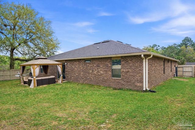 2184 Liberty Loop Rd, Cantonment, FL 32533