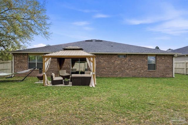 2184 Liberty Loop Rd, Cantonment, FL 32533