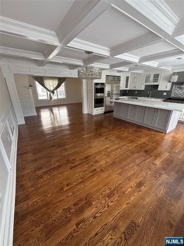 277 Columbia Terrace, Paramus, NJ 07652