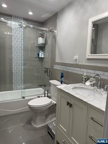 277 Columbia Terrace, Paramus, NJ 07652