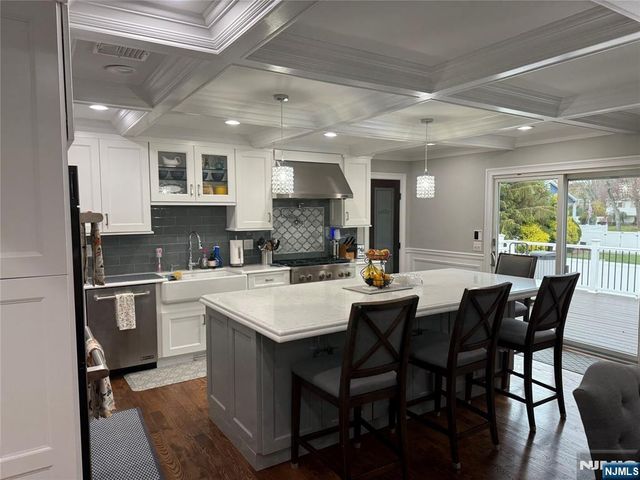 277 Columbia Terrace, Paramus, NJ 07652