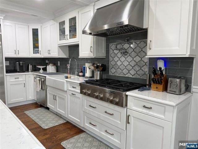 277 Columbia Terrace, Paramus, NJ 07652