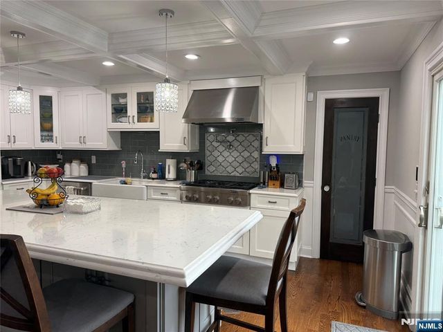 277 Columbia Terrace, Paramus, NJ 07652