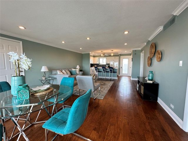 1365 SNELL ISLE BOULEVARD NE 6E, St Petersburg, FL 33704