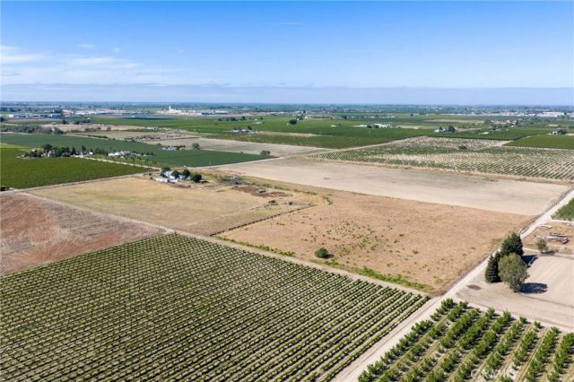 12656 E Nebraska Ave, Selma, CA 93662