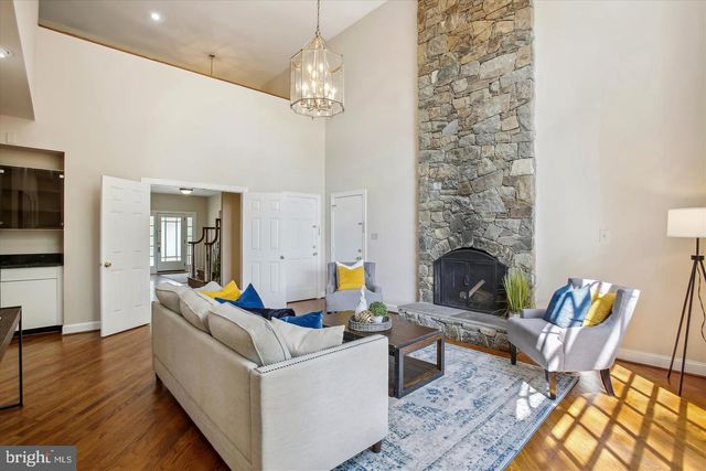 2041 WESTMORELAND ST, Falls Church, VA 22043