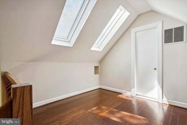 2041 WESTMORELAND ST, Falls Church, VA 22043