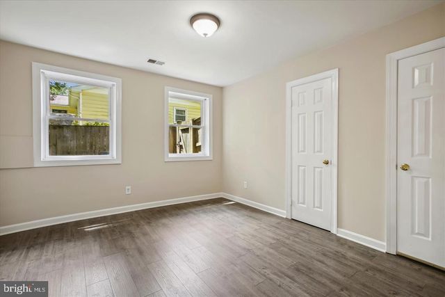 2041 WESTMORELAND ST, Falls Church, VA 22043