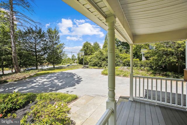 2041 WESTMORELAND ST, Falls Church, VA 22043