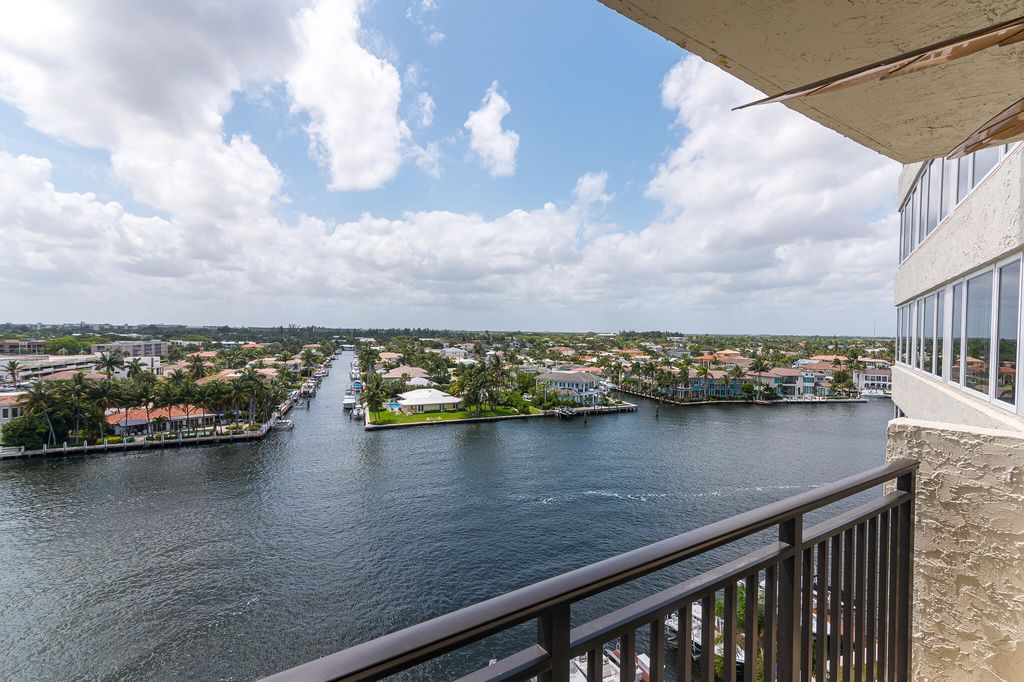 Image 16 of property listing at 3912 S Ocean Boulevard 911, Highland Beach, FL 33487