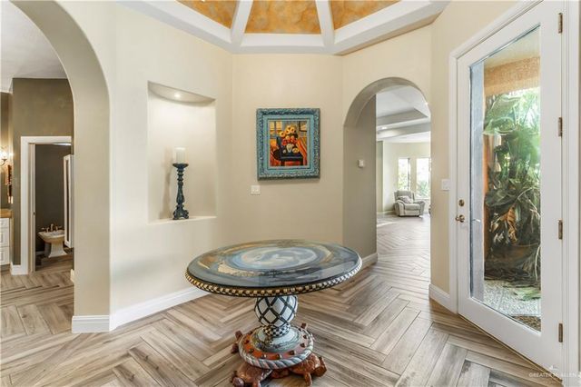 113 Eagle Avenue, Mcallen, TX 78504