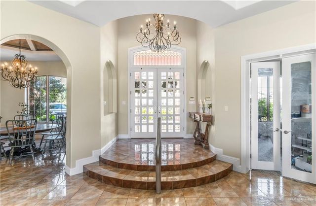 113 Eagle Avenue, Mcallen, TX 78504