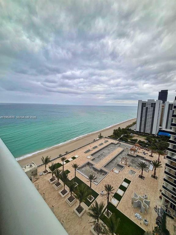 1830 S OCEAN DR 2004, Hallandale Beach, FL 33009