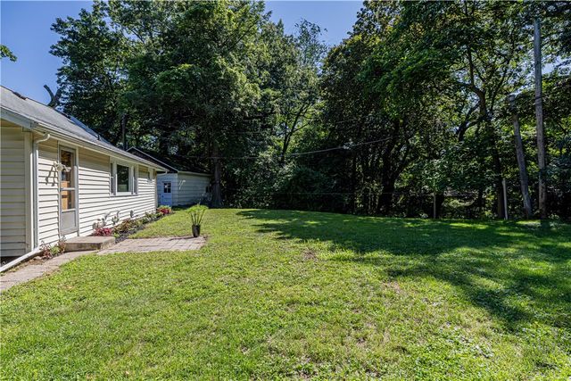 10 Scenic View Drive, Irondequoit, NY 14622