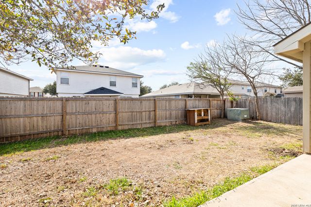 9014 Spiral Woods, Universal City, TX 78148