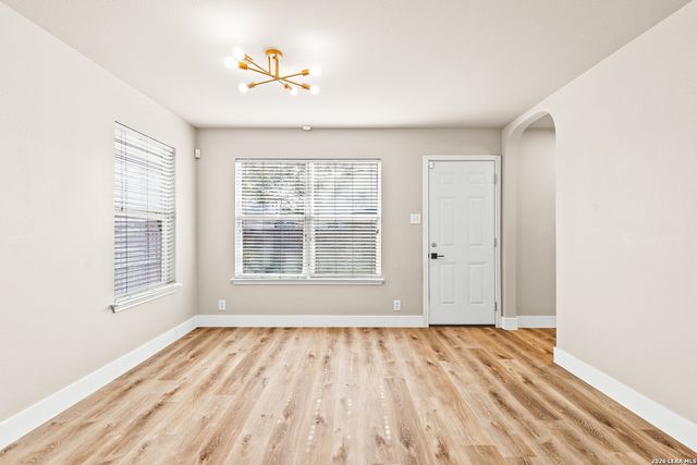 9014 Spiral Woods, Universal City, TX 78148