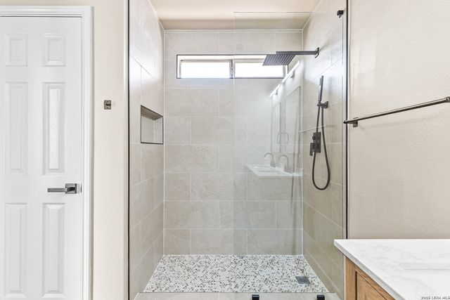 9014 Spiral Woods, Universal City, TX 78148