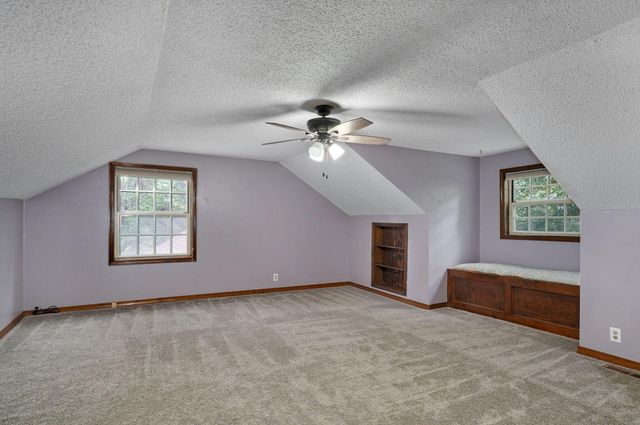 9971 E Farm Road 104, Strafford, MO 65757