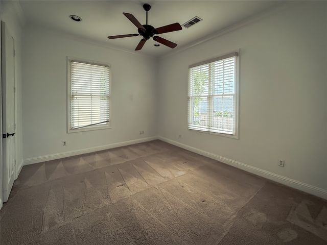 1029 S Crescent Cove, Shreveport, LA 71105