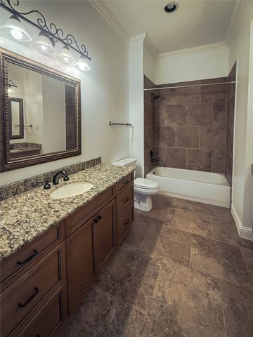 1029 S Crescent Cove, Shreveport, LA 71105