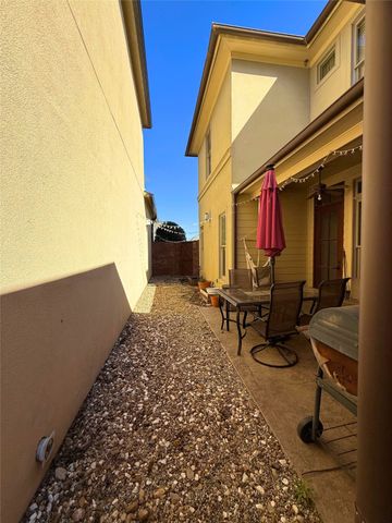 1029 S Crescent Cove, Shreveport, LA 71105