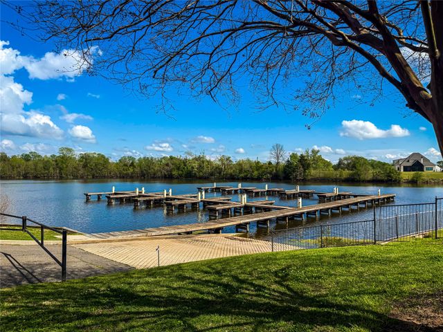 1029 S Crescent Cove, Shreveport, LA 71105