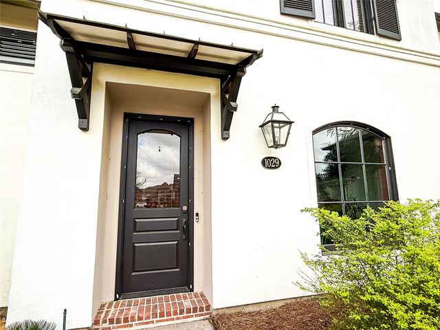 1029 S Crescent Cove, Shreveport, LA 71105