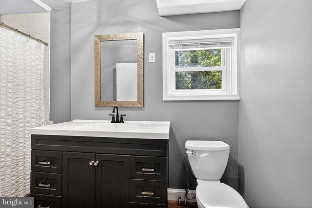 363 HUTCHINSON TER, Holmes, PA 19043