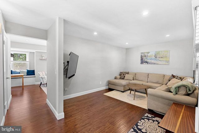 1100 JEFF RYAN DR, Herndon, VA 20170