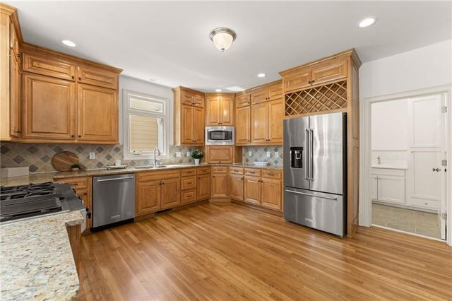 5050 Fenwick Drive, Cumming, GA 30040