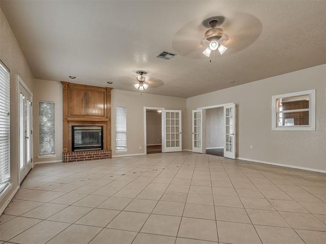 1085 Pioneer Road, Tuttle, OK 73089