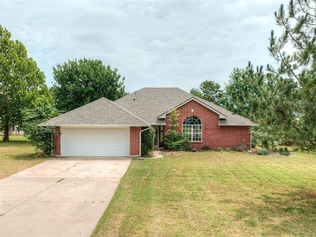 1085 Pioneer Road, Tuttle, OK 73089