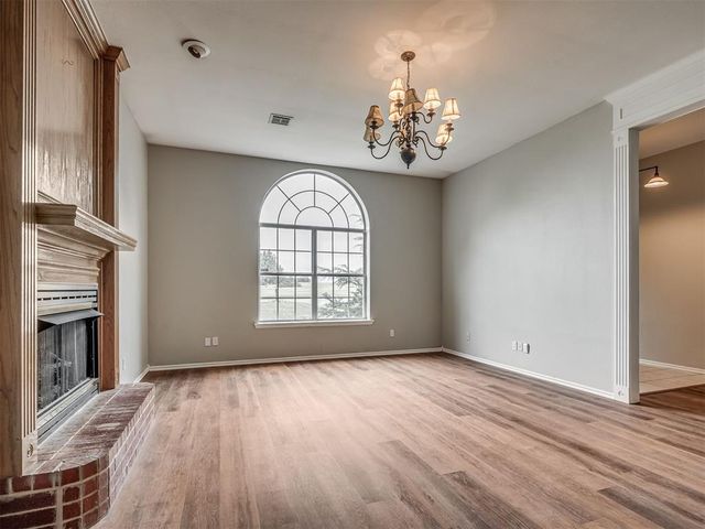 1085 Pioneer Road, Tuttle, OK 73089