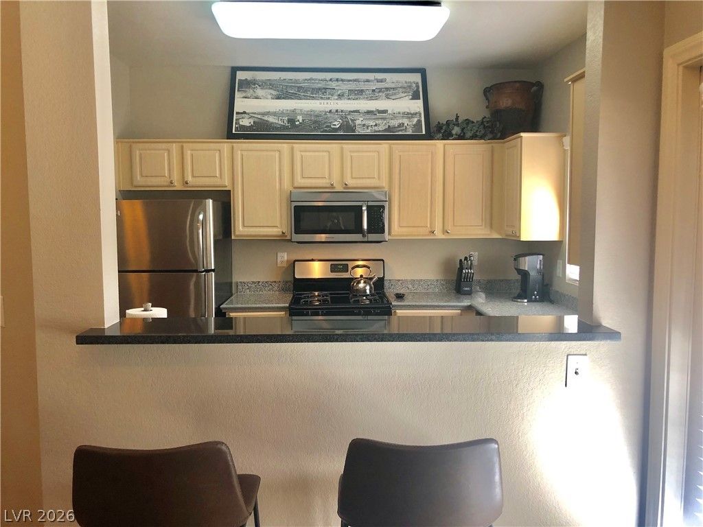 5250 South RAINBOW Boulevard 2105, Las Vegas, NV 89118 — photo 4