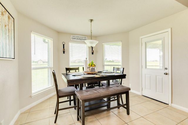 920 Quarter Horse Trail, Angleton, TX 77515