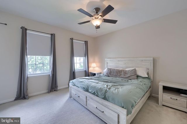 204 SAGAMORE HL, Mount Joy, PA 17552
