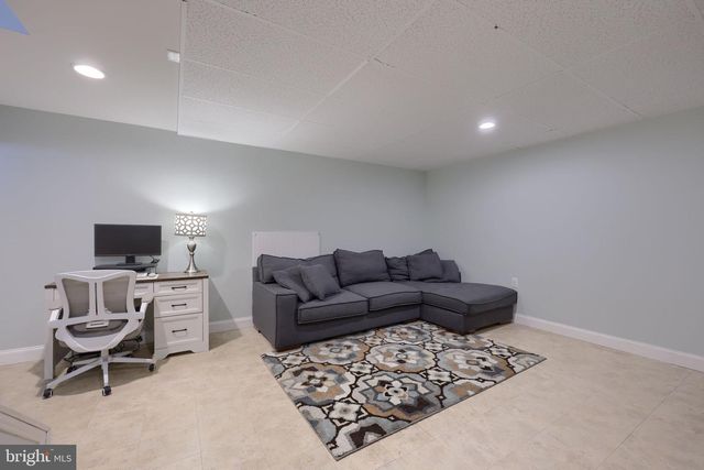 204 SAGAMORE HL, Mount Joy, PA 17552