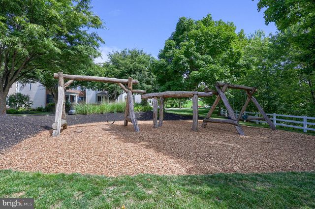 204 SAGAMORE HL, Mount Joy, PA 17552