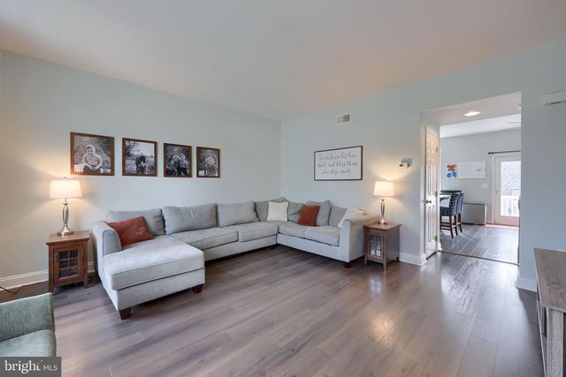 204 SAGAMORE HL, Mount Joy, PA 17552