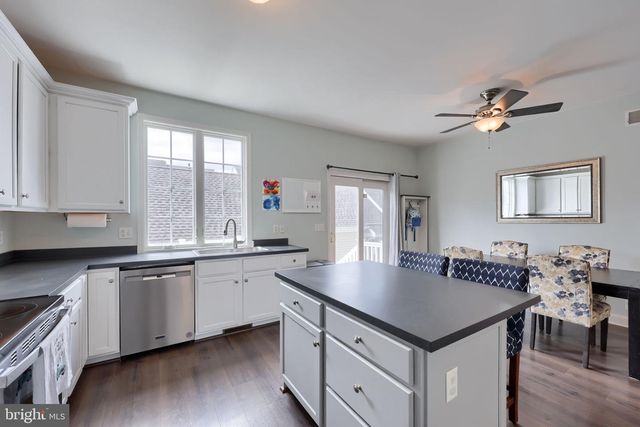 204 SAGAMORE HL, Mount Joy, PA 17552