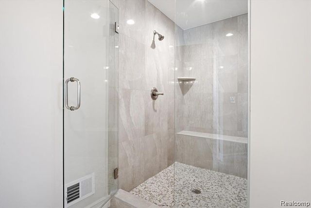 19364 RYAN Drive, Macomb Twp, MI 48042