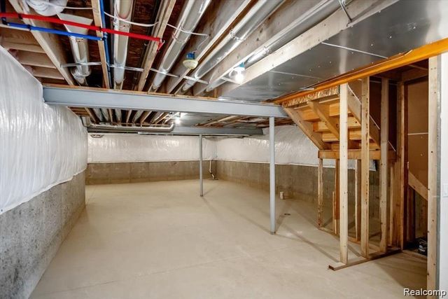 19364 RYAN Drive, Macomb Twp, MI 48042