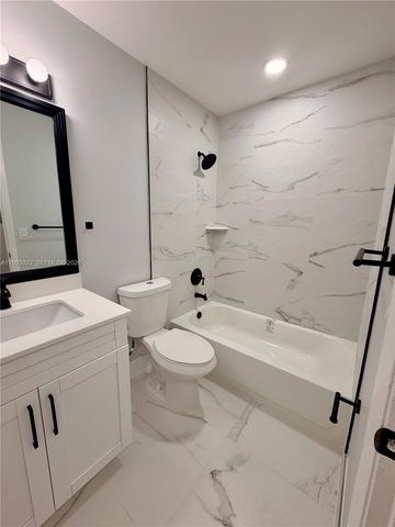 4286 NW 114th Ter 4286, Coral Springs, FL 33065