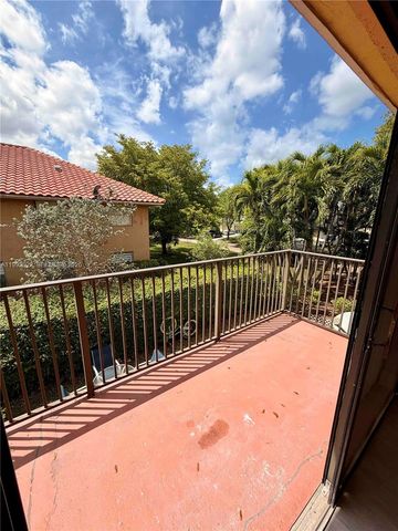 4286 NW 114th Ter 4286, Coral Springs, FL 33065