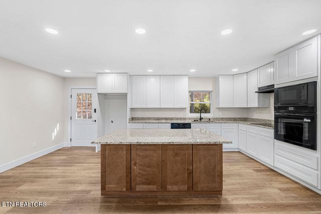 195 Ritchey Rd, Loudon, TN 37774