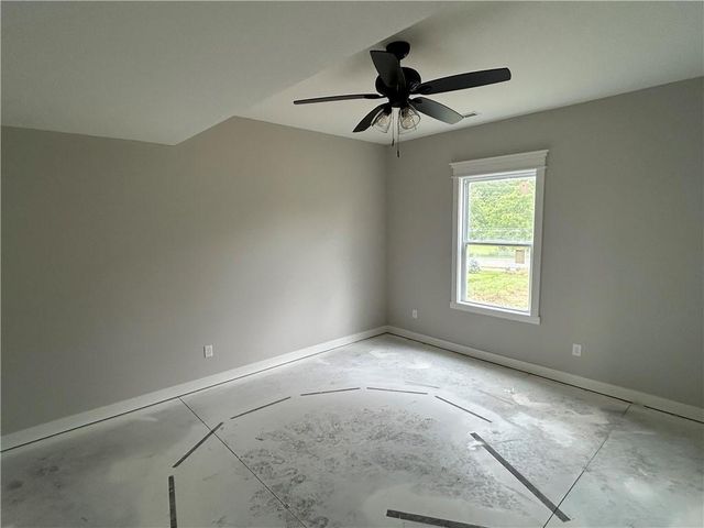 1906 Owen Drive, Pleasant Hill, MO 64080