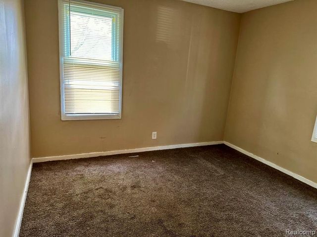 18445 Alcoy Street, Detroit, MI 48205